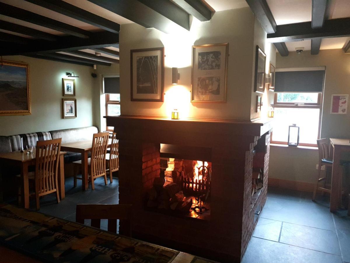 The Huntsman Of Little Wenlock Hotel เทลฟอร์ด ภายนอก รูปภาพ